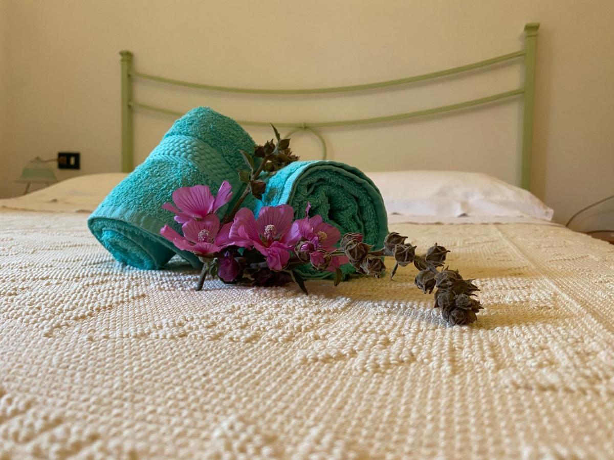 Il Bacio Del Sole Apartment Tertenia Ngoại thất bức ảnh